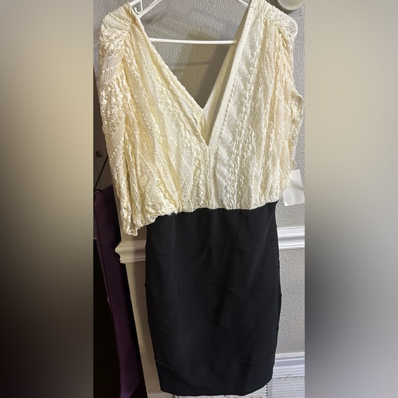 New with tags, knee length dress, black/white, size 2xl - Picture 2 of 3